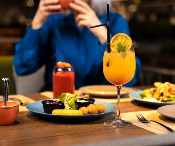 Technology and marketing solutions for the food and beverages sector