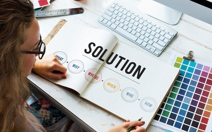 Why Your Brand Needs Professional Logo Design Services (Not DIY Logos)